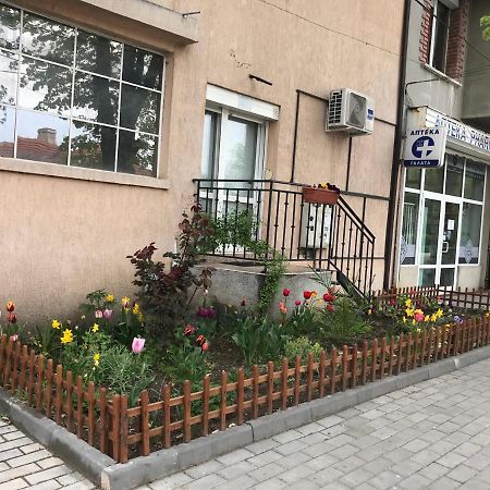 Ssenyange Guest House Varna Exteriör bild